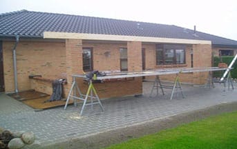 Udestue, harbohøjvej i them